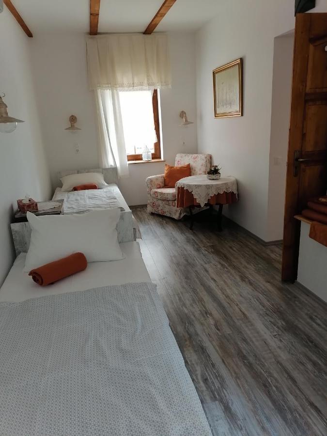 Mives Vendeghaz Otel Pogány Dış mekan fotoğraf