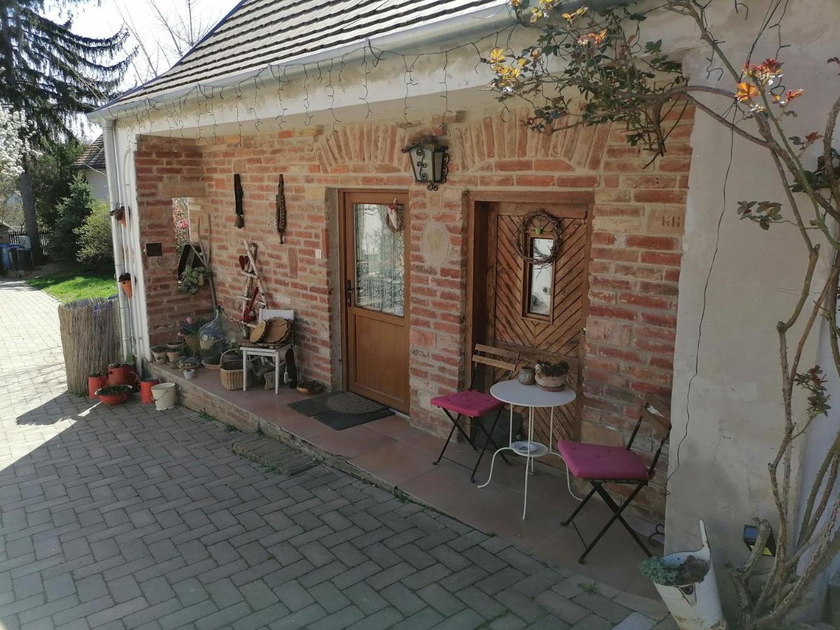 Mives Vendeghaz Otel Pogány Dış mekan fotoğraf
