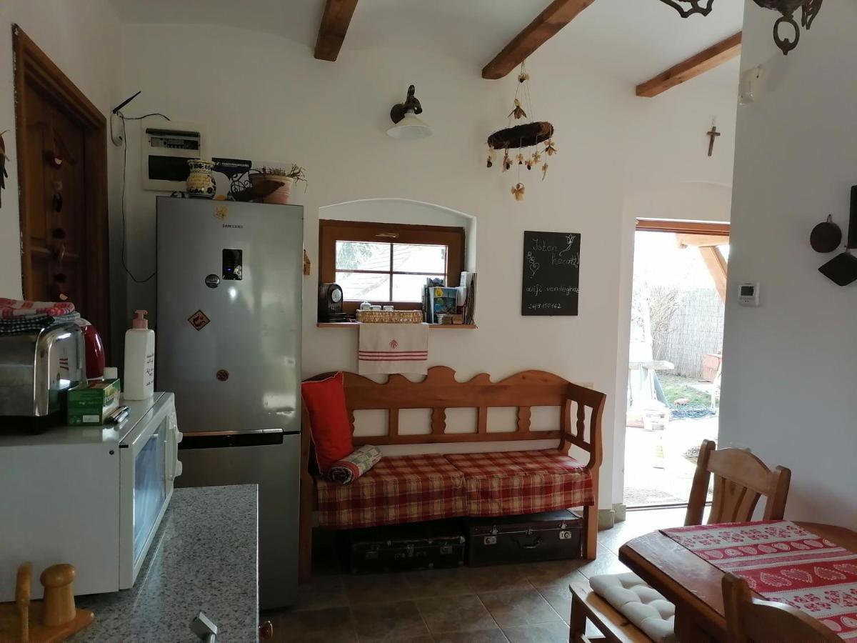 Mives Vendeghaz Otel Pogány Dış mekan fotoğraf